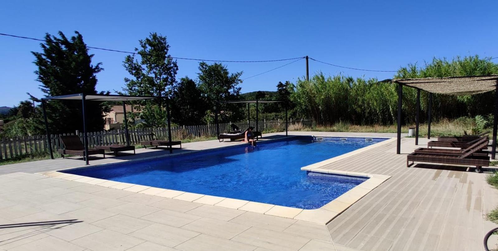 Superbe Chambre Avec Terrasse, Parking Prive, Jardin, Calme, Climatisation, 10 Mn Pont Du Gard #7 Appartement Rochefort-du-Gard Buitenkant foto